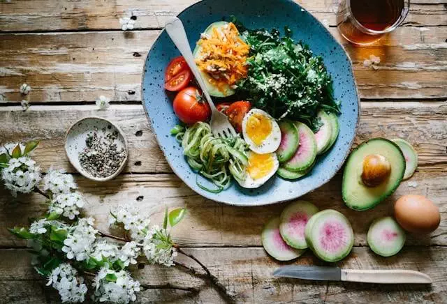 How a Balanced Diet Supports Mental Health